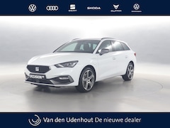 SEAT Leon Sportstourer - 1.5 TSI 204pk e-Hybrid FR Business DSG / Navigatie / Camera / Apple Carplay / Sfeerverlich
