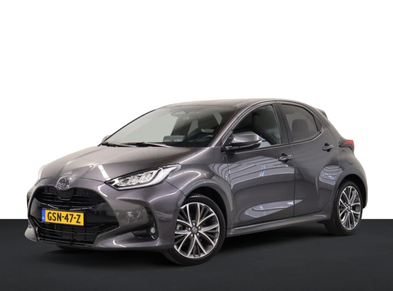 Toyota Yaris - 1.5 Hyb. 130 Executive - AutoWereld.nl