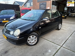 Volkswagen Polo - 1.4-16V Highline / NEW APK / AIRCO / CRUISE / NAP KM / ELECT PAKKET / CENTRL.DEUREN / ZUIN