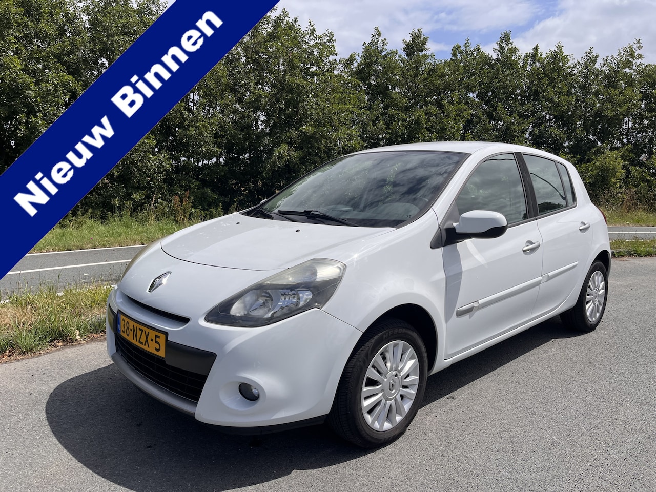 Renault Clio - 1.2 5Drs. Collection Airco Lichtmetalen velgen APK 10-26 - AutoWereld.nl