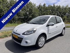 Renault Clio - 1.2 5Drs. Collection Airco Lichtmetalen velgen APK 10-26