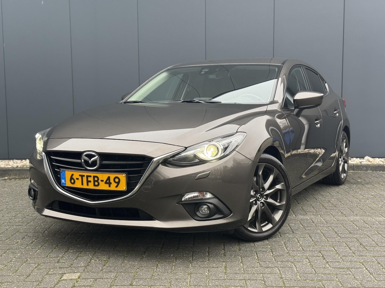 Mazda 3 - 2.0 TS+ DEALERONDERHOUDEN | PARTICULIERE VERKOOP | Uniek! - AutoWereld.nl