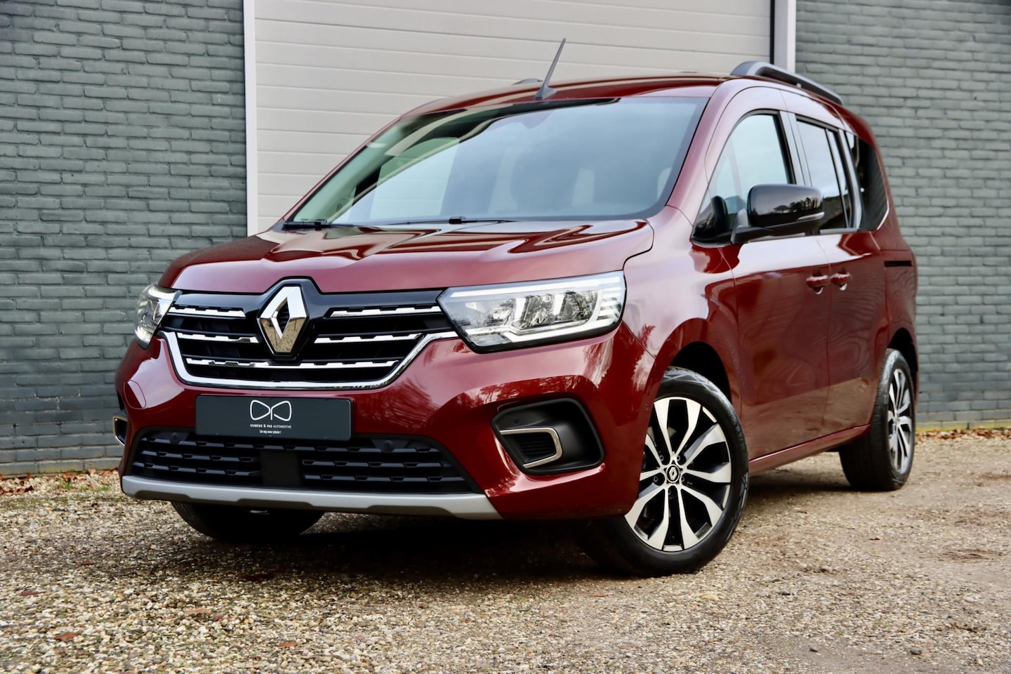 Renault Kangoo Family - 1.3 TCe 130 TECHNO| AUTOMAAT | NAVIGATIE | CRUISE | LED | CAMERA - AutoWereld.nl