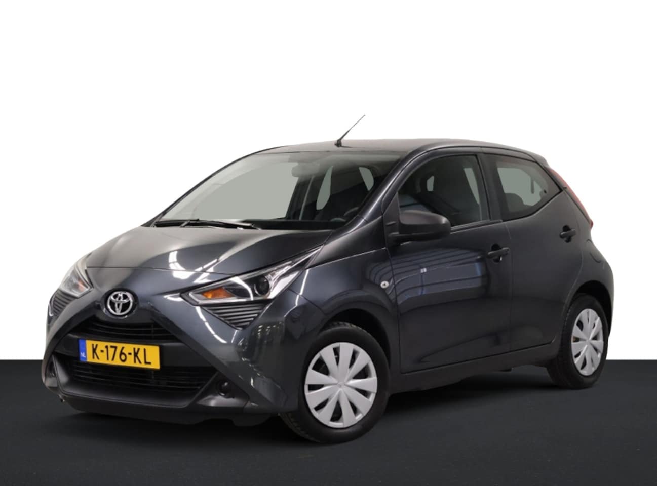 Toyota Aygo - 1.0 VVT-i x-fun 1.0 VVT-i x-fun - AutoWereld.nl