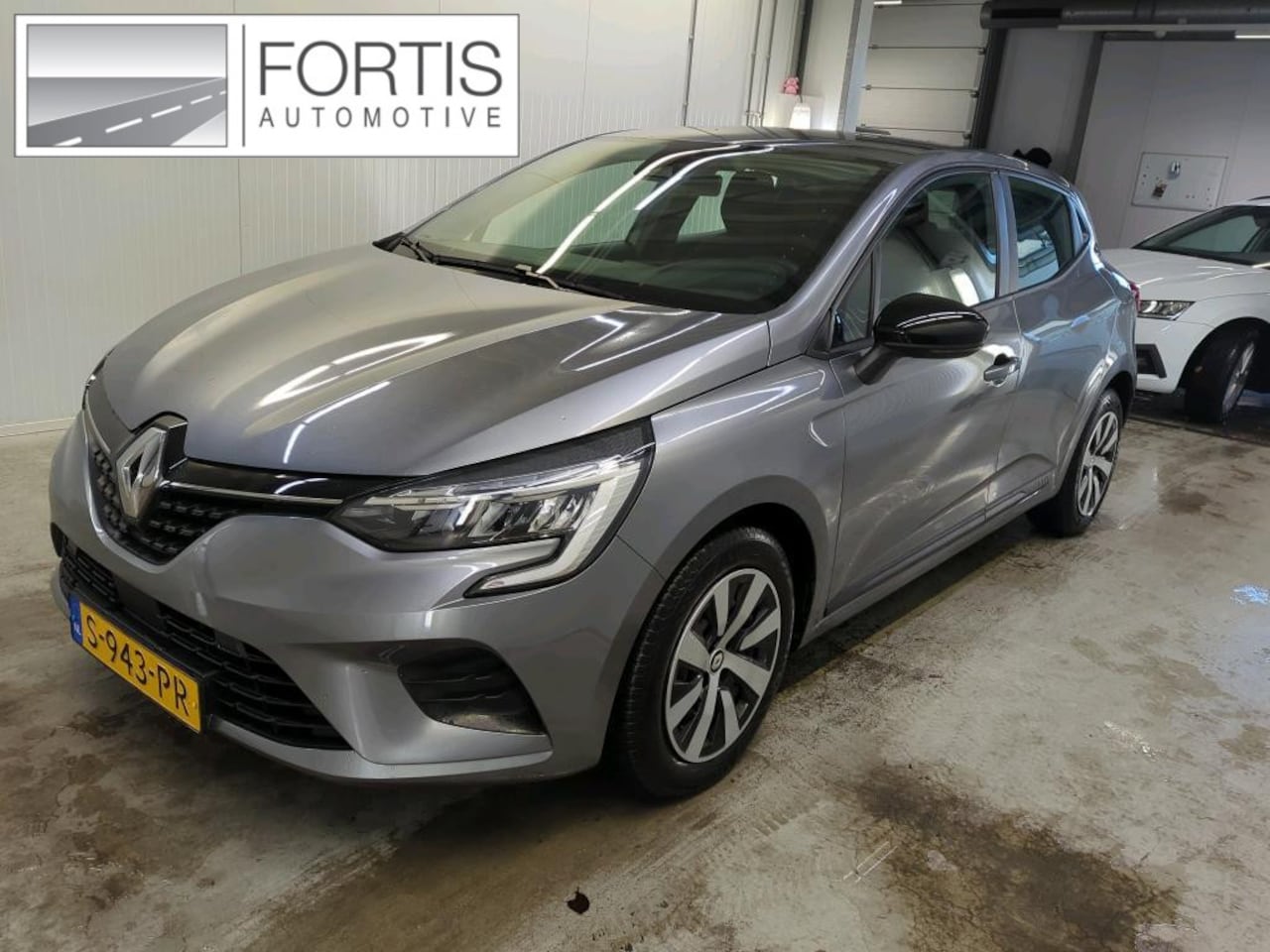 Renault Clio - 1.0 TCe 90 Equilibre NL-AUTO | AIRCO | NAVI | CARPLAY - AutoWereld.nl