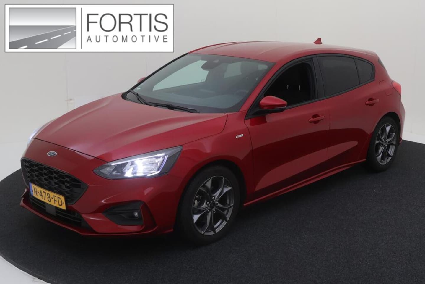 Ford Focus - 1.0 EcoBoost Hybrid ST Line Business NL AUTO | CAMERA | CARPLAY | - AutoWereld.nl