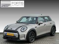 MINI Cooper - 1.5 Business Edition NL AUTO | DEALER ONDERH | UNION JACK | CARPLAY