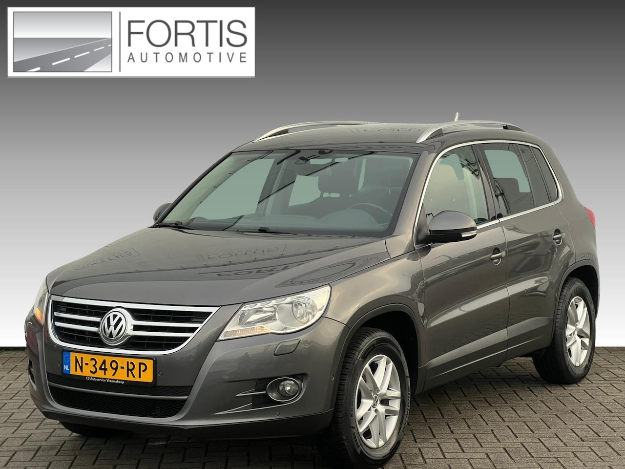 Volkswagen Tiguan - 1.4 TSI Sport&Style STOELVERWARMING | NAVI | PDC - AutoWereld.nl