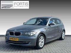 BMW 1-serie - 118i Business Line NL AUTO | AIRCO | LEES TEKST |