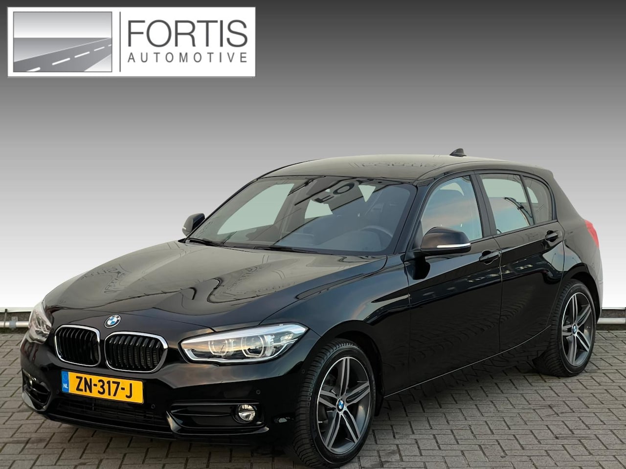 BMW 1-serie - 118i Sport Line Edition NL AUTO | SPORTSTOELEN | CAMERA  STOELVERW | GROOT NAVI - AutoWereld.nl