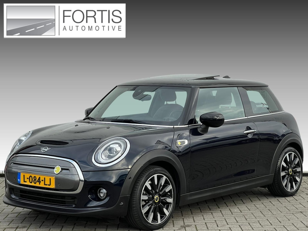 MINI Mini-Electric - Classic 33 kWh NL-AUTO | PANODAK | LEDER - AutoWereld.nl