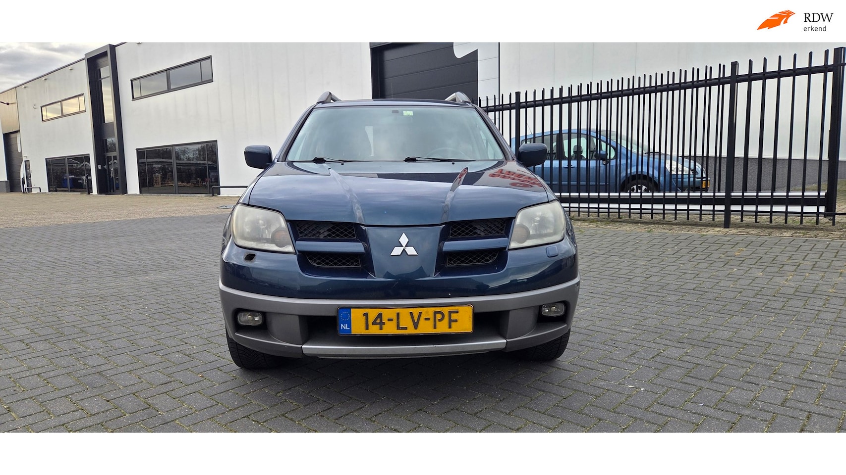 Mitsubishi Outlander Sport - 2.0 4WD Warrior - AutoWereld.nl