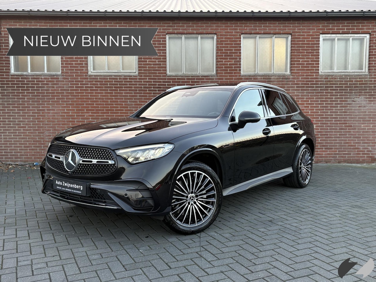 Mercedes-Benz GLC-klasse - 300e 4MATIC AMG Line | Pano | Burmester | Trekhaak | - AutoWereld.nl