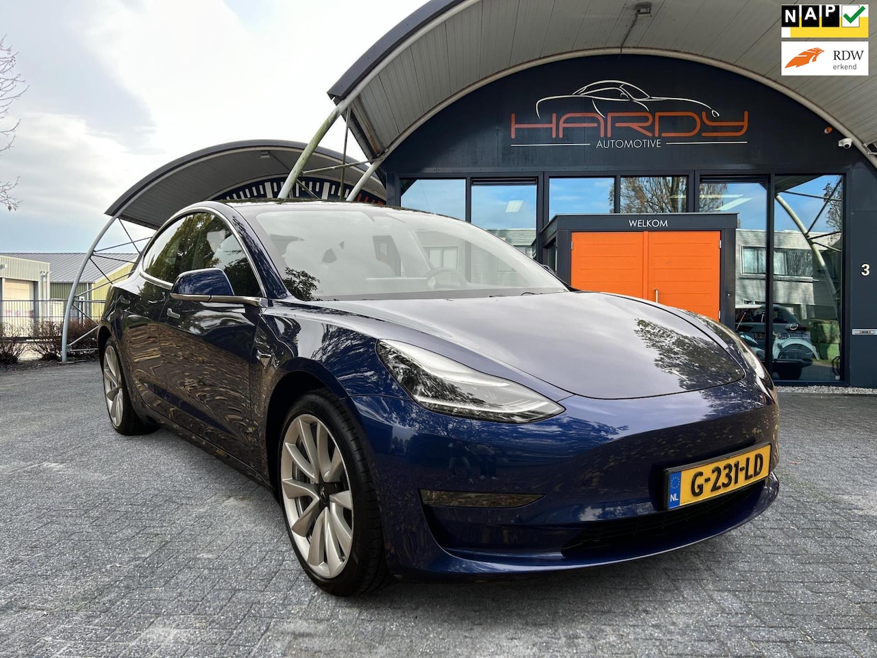 Tesla Model 3 - Long Range RWD Long Range AWD 75 kWh 88% SOH Trekhaak (fiets) Rijklaarprijs! - AutoWereld.nl