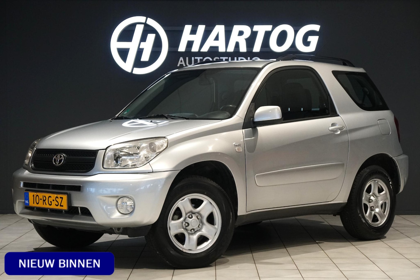 Toyota RAV4 - 1.8-16V VVT-i Luna + 1E EIGENAAR / DEALER ONDERHOUDEN / AIRCO - AutoWereld.nl