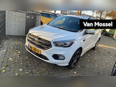Ford Kuga - 1.5 EcoBoost ST Line Trekhaak Camera Pano.dak Stoelverwarming Xenon