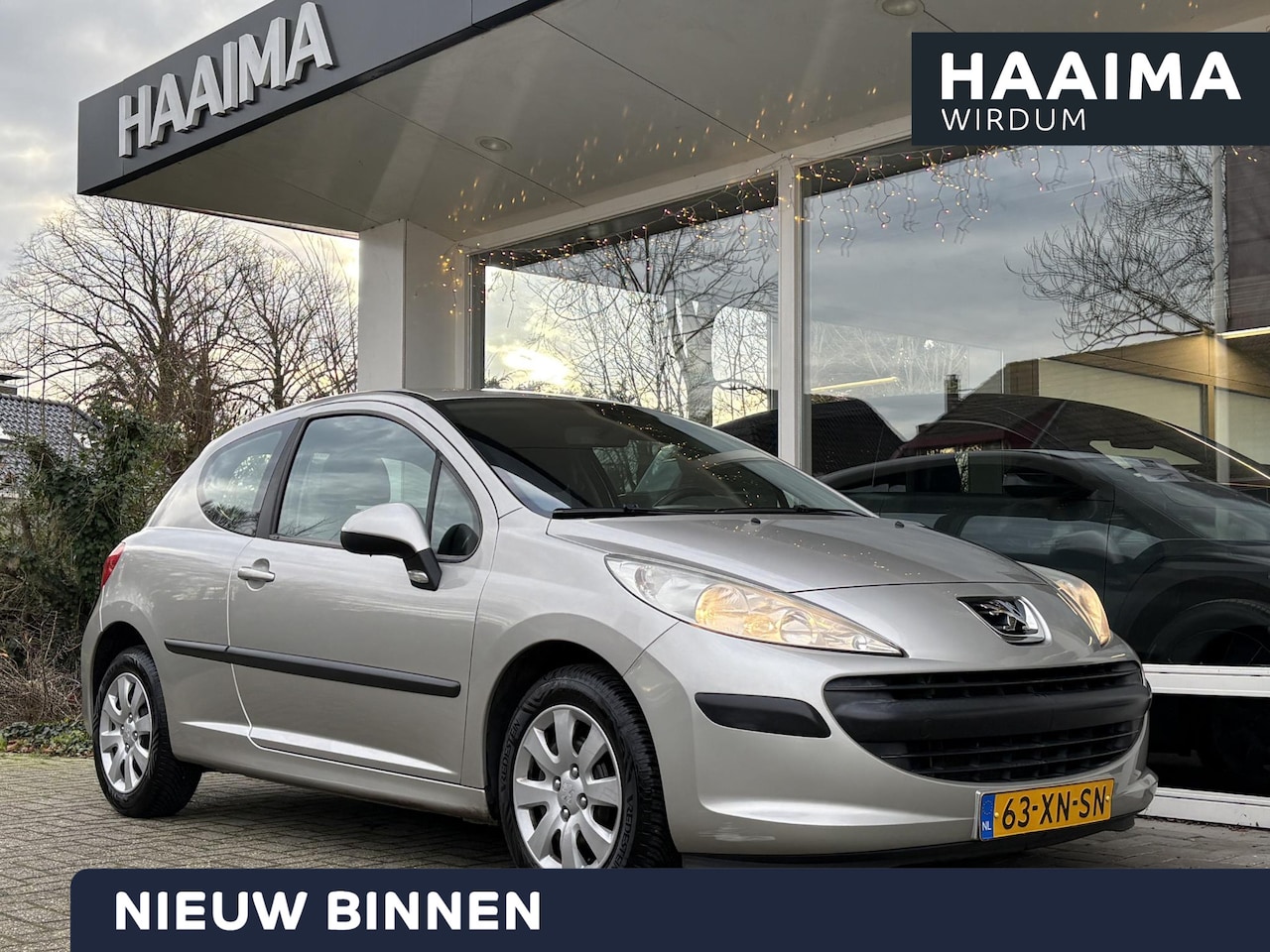 Peugeot 207 - 1.4-16V X-line | Airco | Trekhaak | All season | Radio/CD | Meeneemprijs - AutoWereld.nl