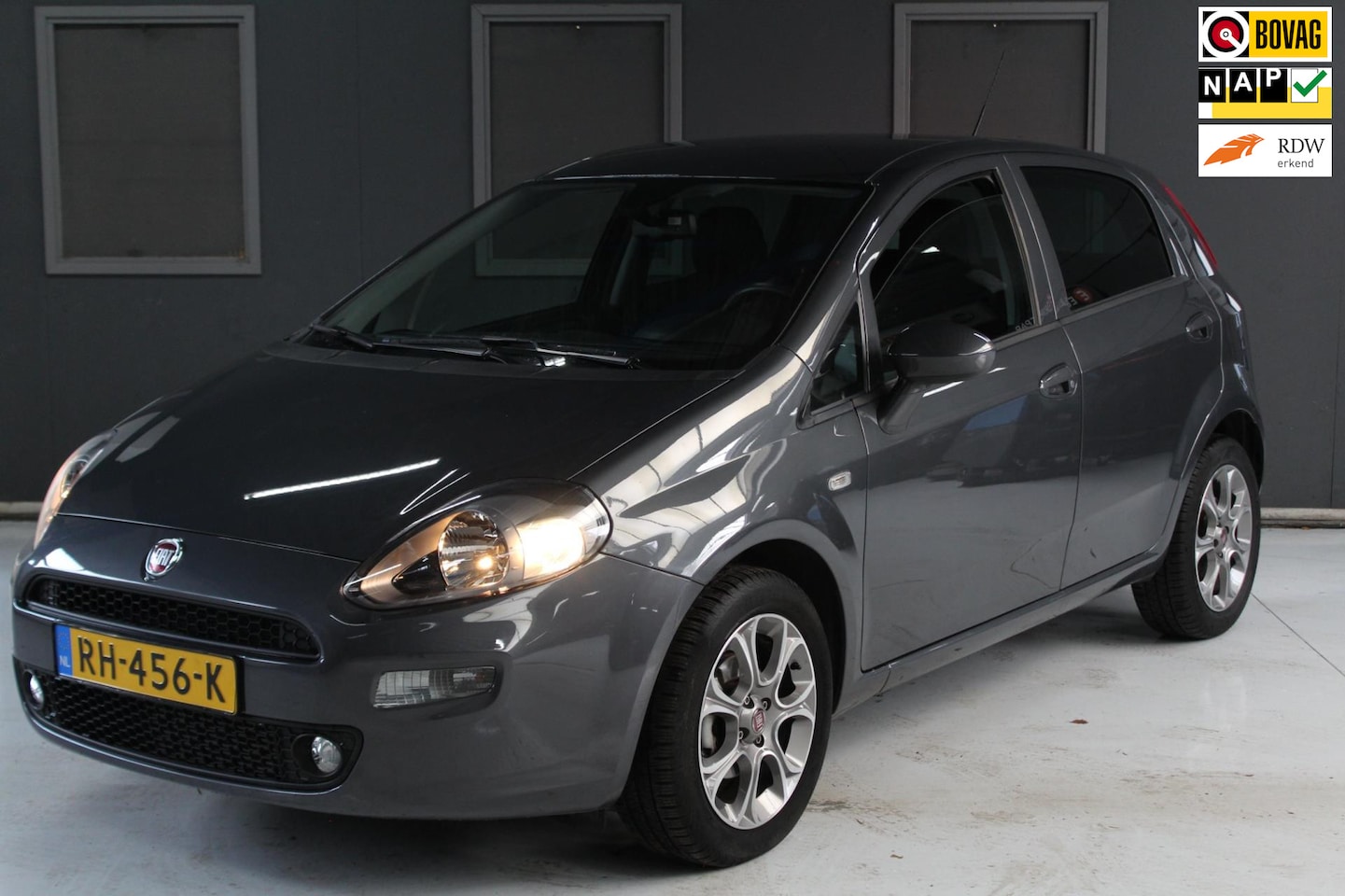 Fiat Punto Evo - 0.9 TwinAir Sempre 0.9 TwinAir Sempre - AutoWereld.nl