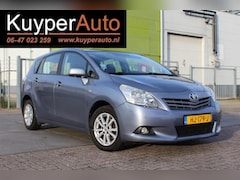 Toyota Verso - 1.8 VVT-i Aspiration 7p. automaat trekhaak cruise pano clima navi
