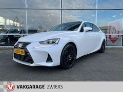 Lexus IS - 300h Hybrid Afnm-Trekhaak/Lane/Cruise/Camera/Nav