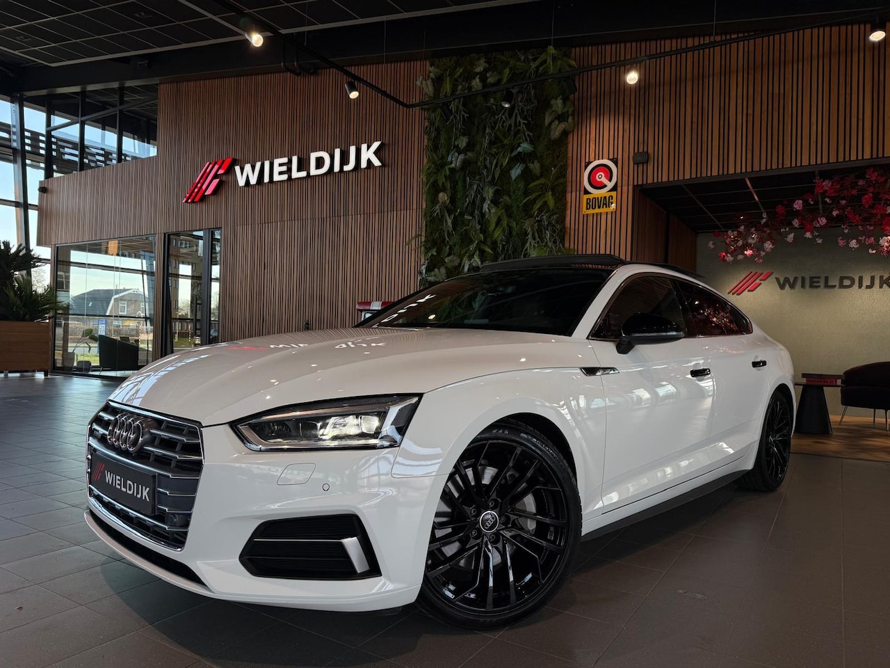 Audi A5 Sportback - 45 TFSI quattro Design Pro Line Plus Panno schuif - AutoWereld.nl