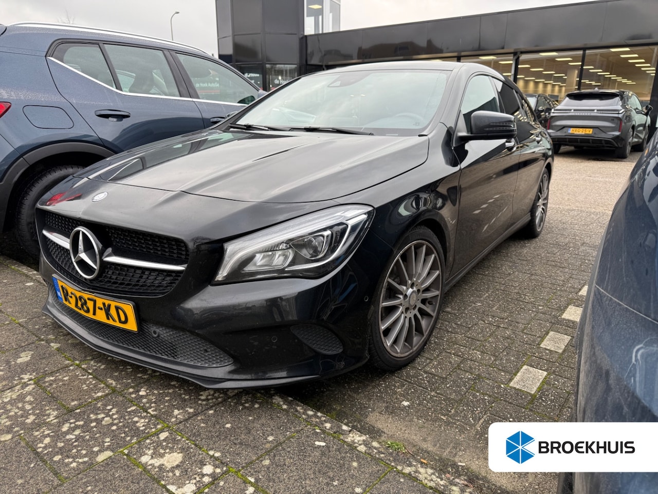 Mercedes-Benz CLA-klasse Shooting Brake - 200 Ambition LED | Parkeersensoren Rondom | 18" Lichtmetaal | Airco | Cruise | Bluetooth | - AutoWereld.nl