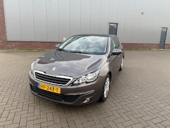 Peugeot 308 - 1.6 BlueHDi Blue Lease Executive 198.000 NAP PANORAMA DAK FULL OPTIES GRIJS 2015