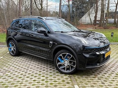 Lynk & Co 01 - 1.5 l Panoramadak | 360° Camera | BLIS