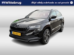 Skoda Karoq - 1.5 TSI ACT Sportline Business / 19"LMV / CAMERA / Elektr. Klep / NAVI / APP.Connect / Ele