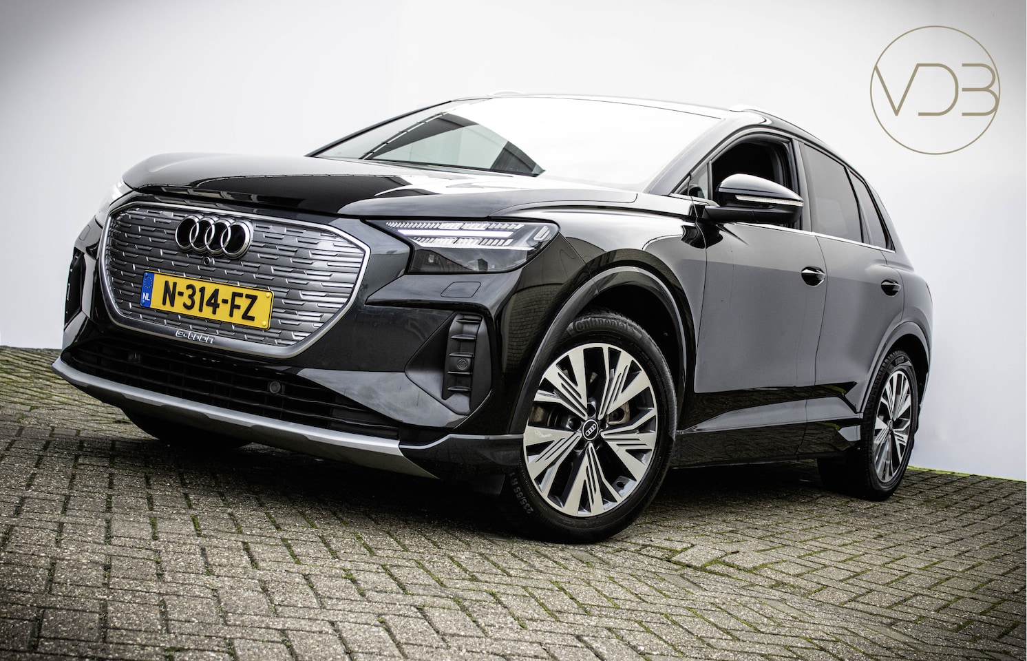 Audi Q4 e-tron - 40 SOH 93% 77 kWh TREKHAAK 1e Eigenaar - AutoWereld.nl