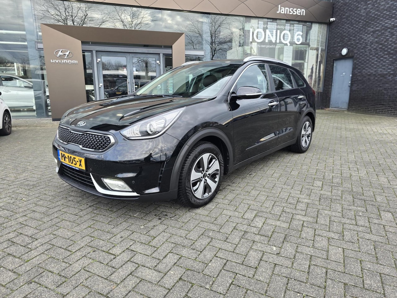 Kia Niro - 1.6 GDi Hybrid Dynamic/NL-auto + afn.trekhaak - AutoWereld.nl