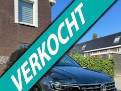 Volkswagen Tiguan - 2.0 TSI 4M DSG Full R-line/Pano/HUD/360/Trekhaak/Leder