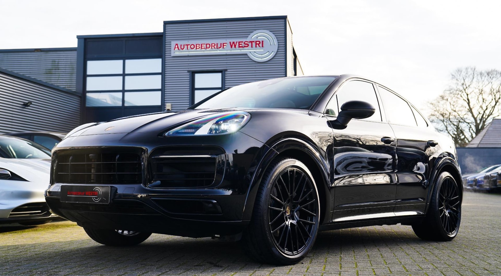 Porsche Cayenne Coupé - 3.0 E-Hybrid Platinum Edition | Sport Design | Massage | Adaptieve cruise | Dealer onderho - AutoWereld.nl