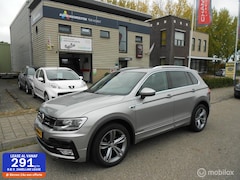 Volkswagen Tiguan - 1.4 TSI Connected Series, R-Line, Apple Car Play