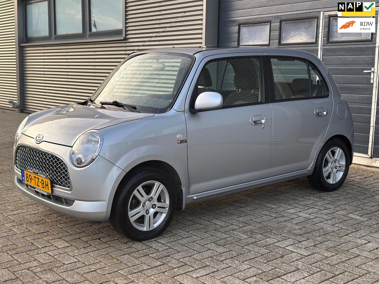 Daihatsu Trevis - 1.0 AUTOMAAT - AIRCO - 1 STE EIGENAAR - NETTE STAAT - NWE APK!! - AutoWereld.nl