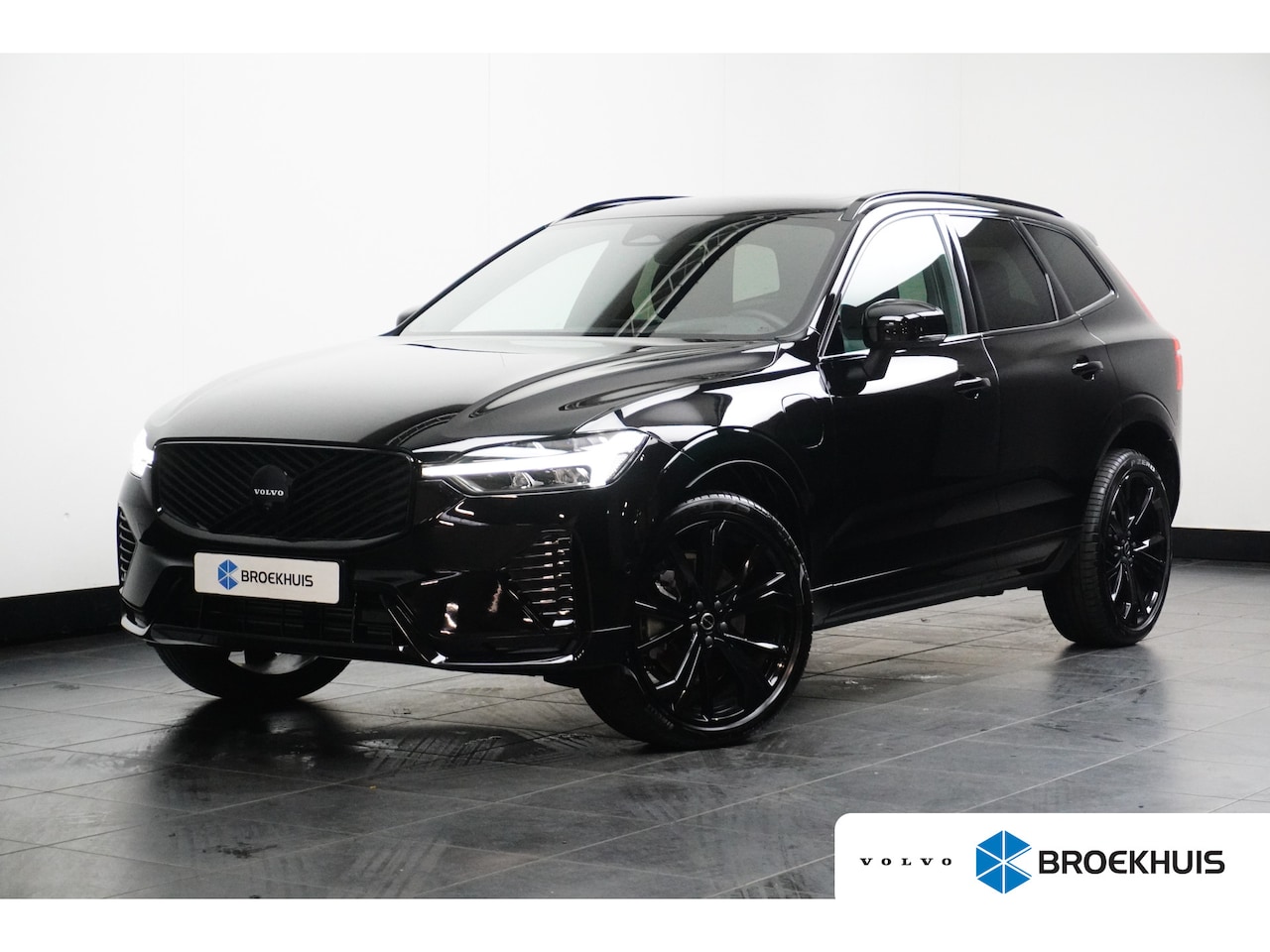Volvo XC60 - T6 Black Edition | Harman Kardon | Panoramadak | Stoel/stuur verwarming | - AutoWereld.nl