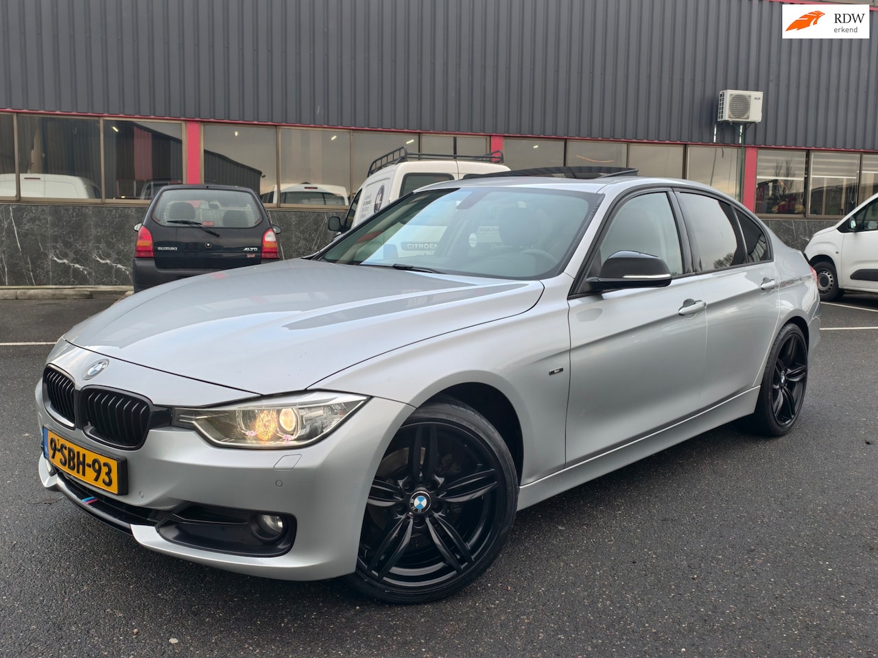BMW 3-serie - 320i EfficientDynamics Edition High Executive\opn dak\exenon\sport velgen - AutoWereld.nl