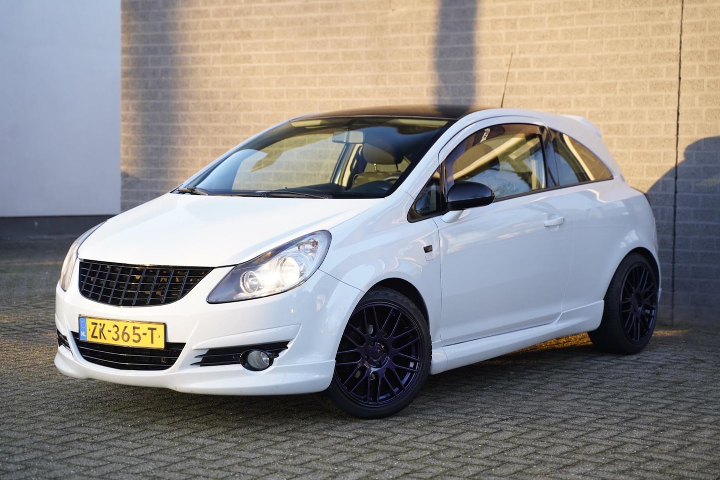 Opel Corsa - 1.2-16V Essentia 1.2-16V Essentia, Airco, Led, NAP - AutoWereld.nl