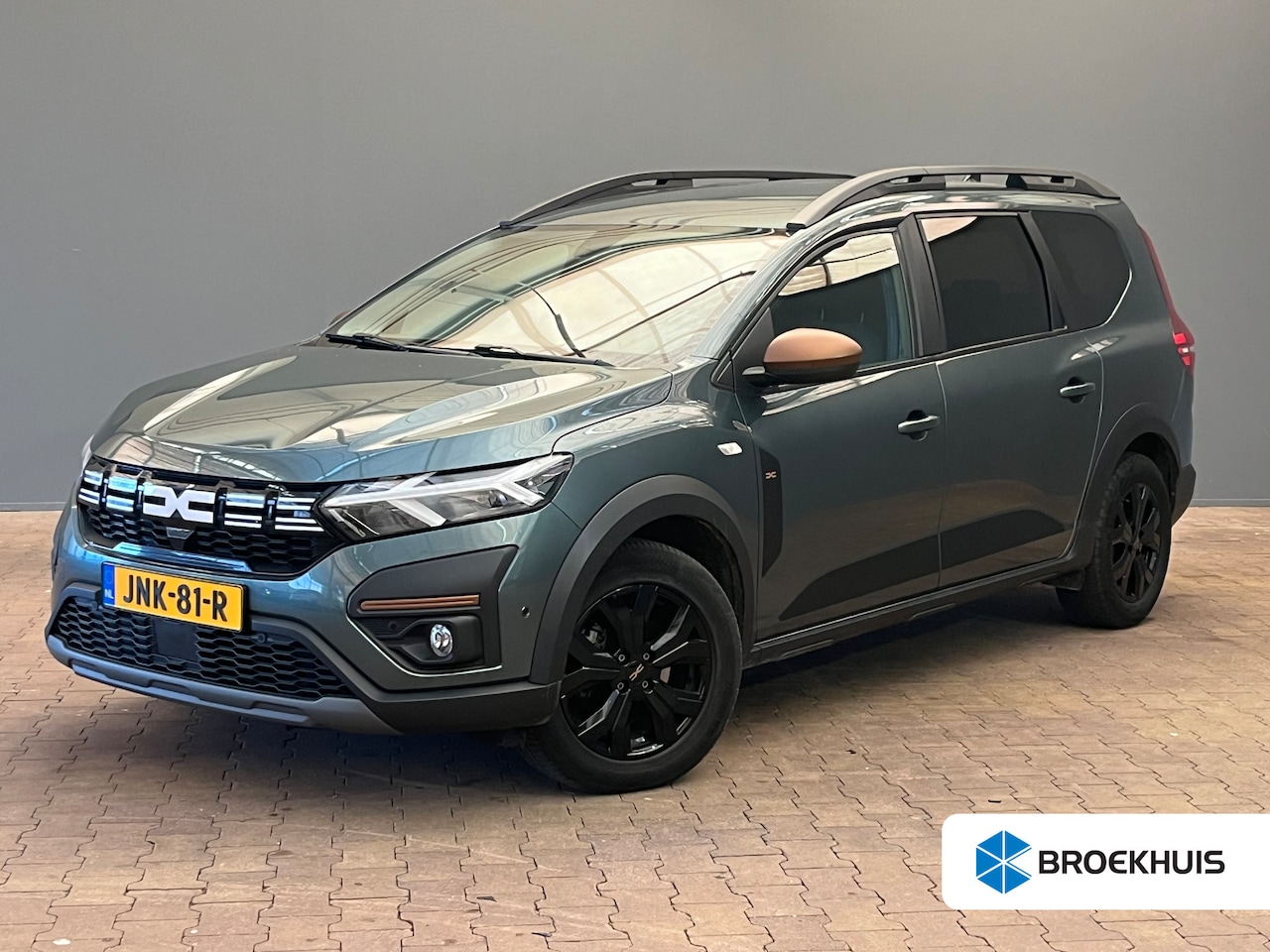 Dacia Jogger - 1.6 Hybrid 140 Extreme 5p. Navigatie | Carplay | Climate Control | 16" Lichtmetaal | Digit - AutoWereld.nl