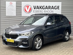 BMW X1 - xDrive20i High Executive NAVI, PANO, HUD, FULL LED