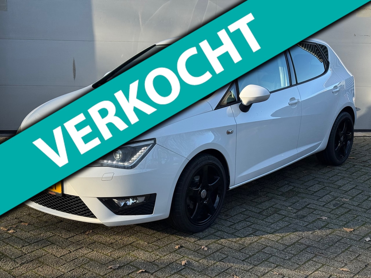 SEAT Ibiza - 1.2 TSI Style FR l Climate l Xenon l Cruise l Volledig Onderhouden l - AutoWereld.nl