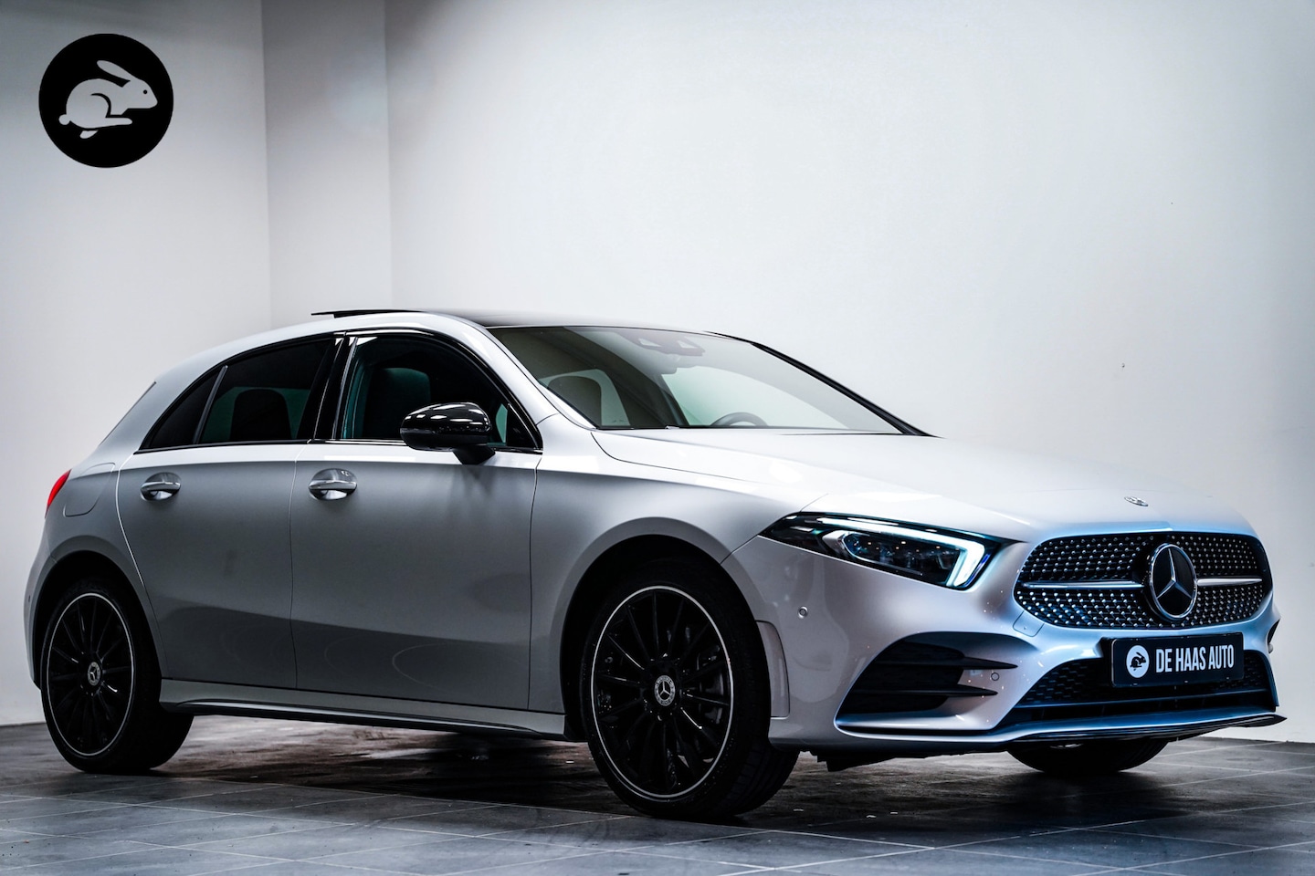 Mercedes-Benz A-klasse - 250 e AMG|Pano dak|19 inch black|Acc|360* cam - AutoWereld.nl