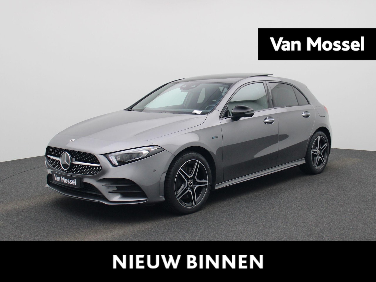 Mercedes-Benz A-klasse - 250 e Business Solution AMG Limited | Automaat | Panoramadak | Navigatie | Apple Carplay / - AutoWereld.nl