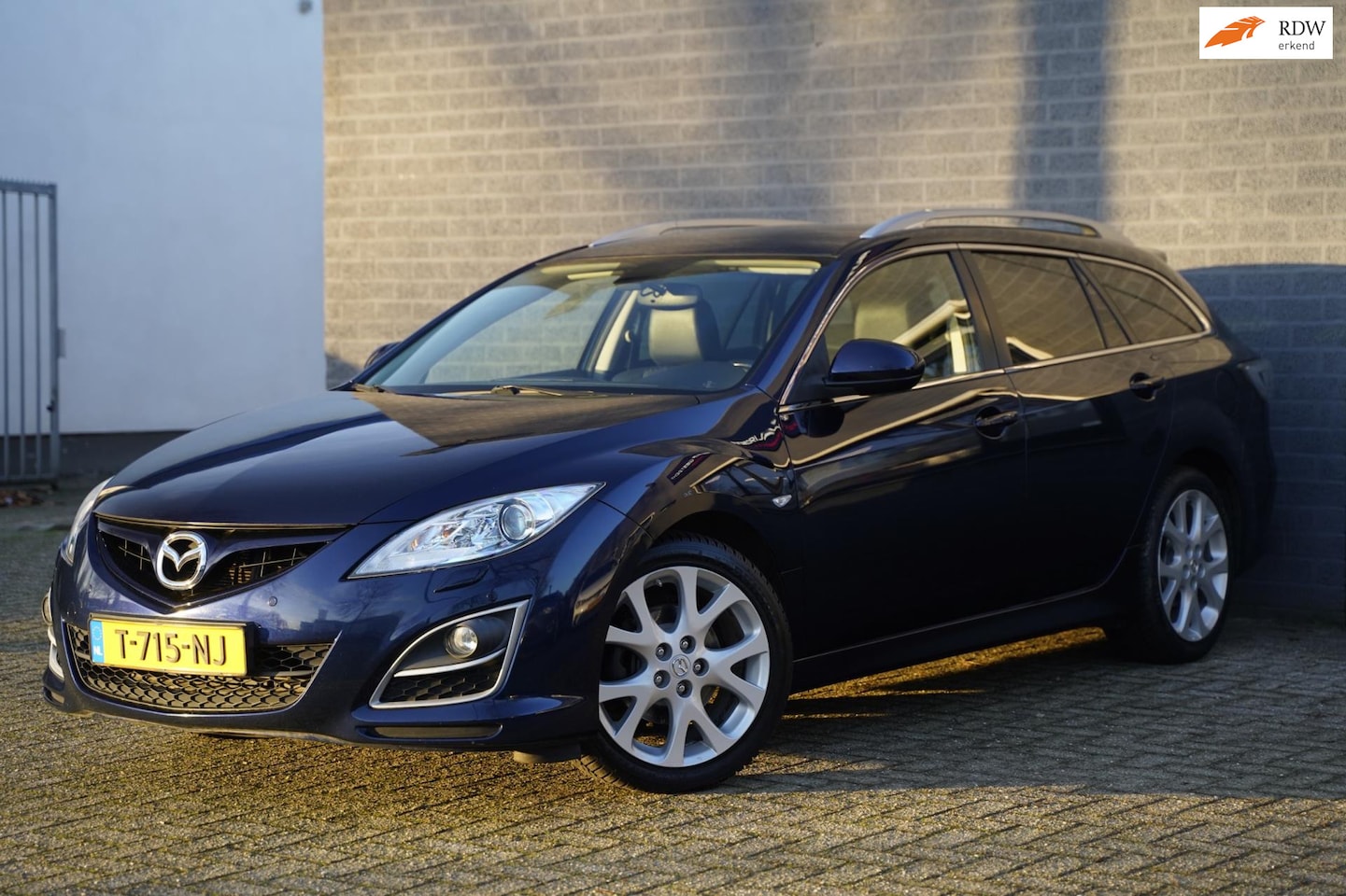 Mazda 6 Sportbreak - 2.0 GT-M Line Automaat, Airco, Trekh, NAP - AutoWereld.nl