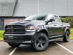 Dodge Ram 1500 - 4X4 5.7 HEMI V8 Crew Cab *grijs-ken/300L/pano