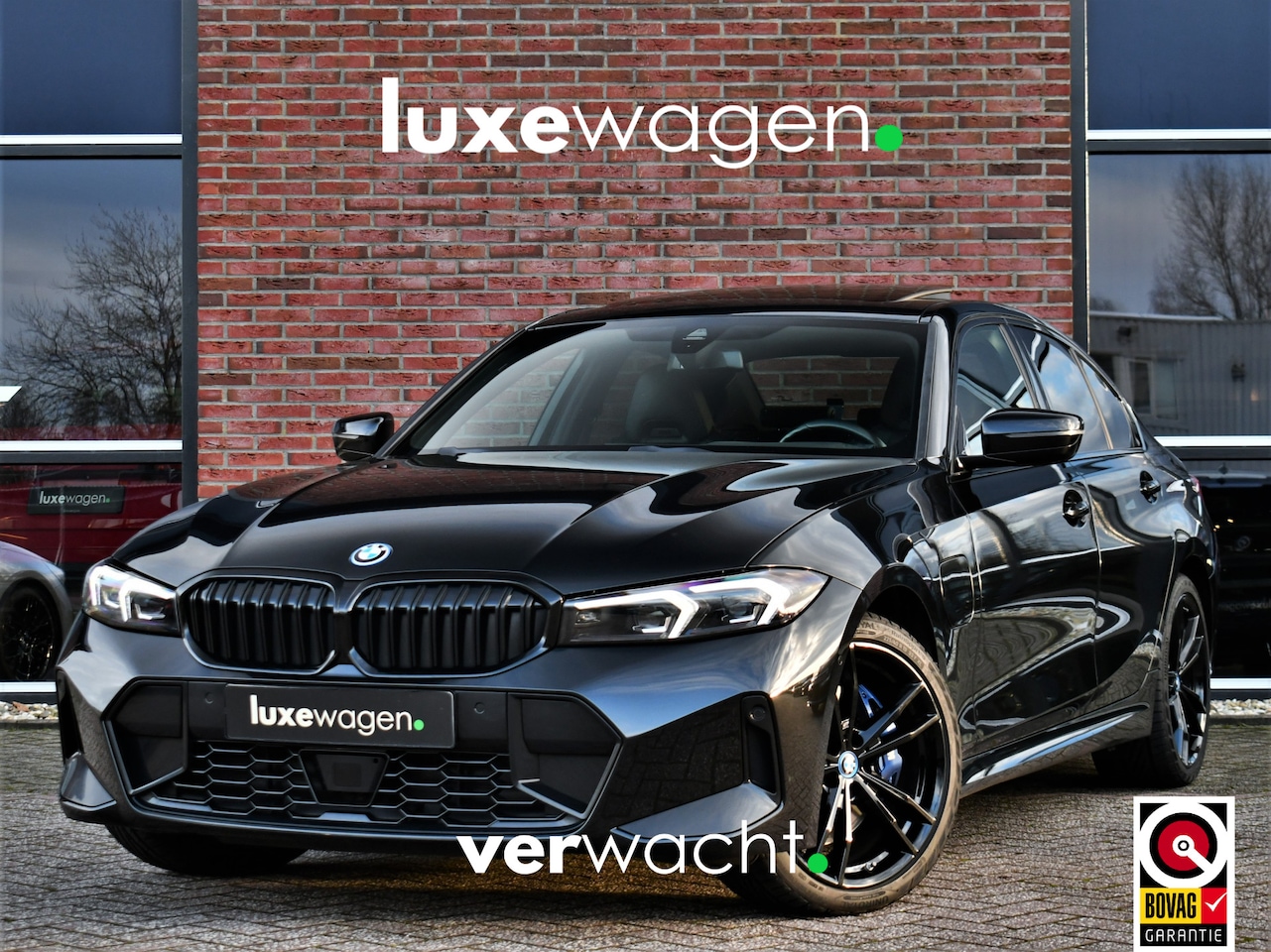 BMW 3-serie - 330e xDrive M-Sport Pro Pano M-zetels ACC HUD 19inch El-klep - AutoWereld.nl