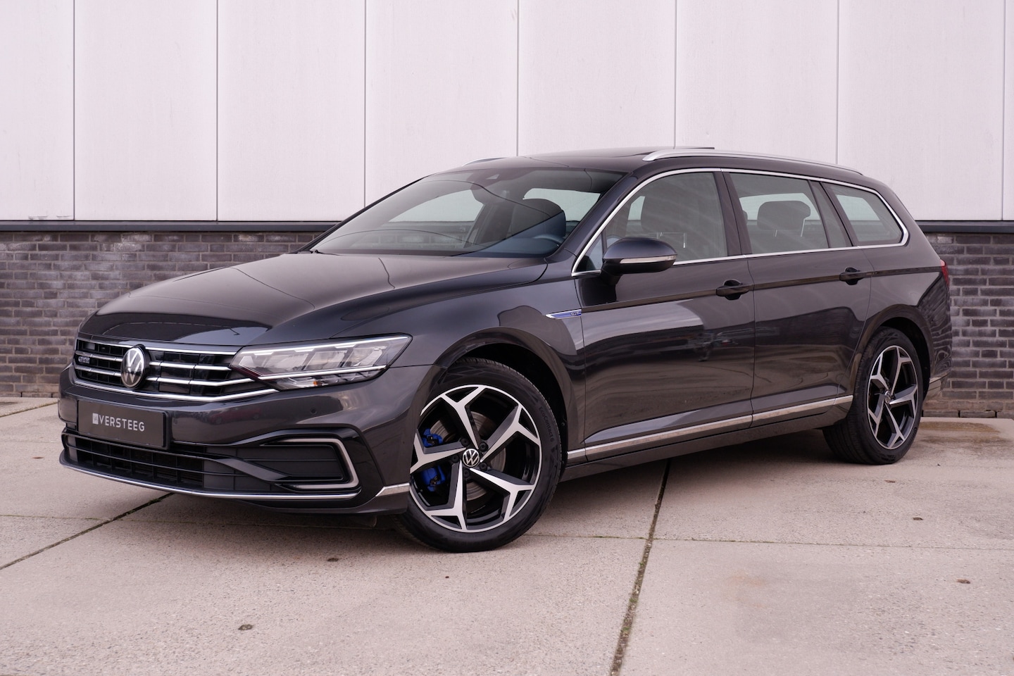 Volkswagen Passat Variant - 1.4 TSI PHEV GTE Business | Pano | Elek. Trekhaak | Camera | Carplay | Navi | LED - AutoWereld.nl