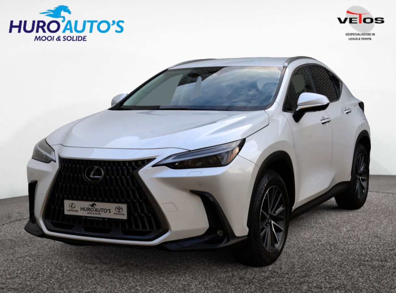 Lexus NX - 350h AWD Luxury Line | 360 Camera | Head up | El Achterklep - AutoWereld.nl