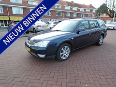 Ford Mondeo Wagon - 1.8-16V Champion