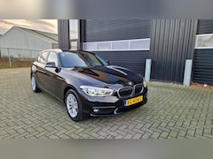 BMW 1-serie - 118i Executive Airco/Navi/Xenon